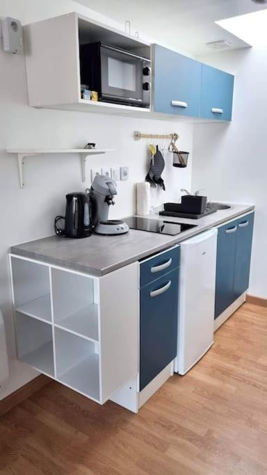 Studio En Rez De Jardin Avec Terrasse Privee - Le Petit Chateau Avesnois - Tv - Wifi - Logement Complet Avesnes-sur-Helpe Ngoại thất bức ảnh